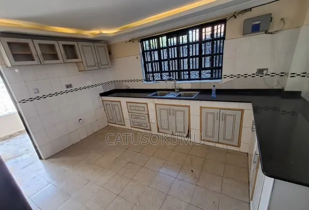 renting--Bungalow_Address-Thome__Kenya_price-25000_Beds-3_Baths-1-23-1