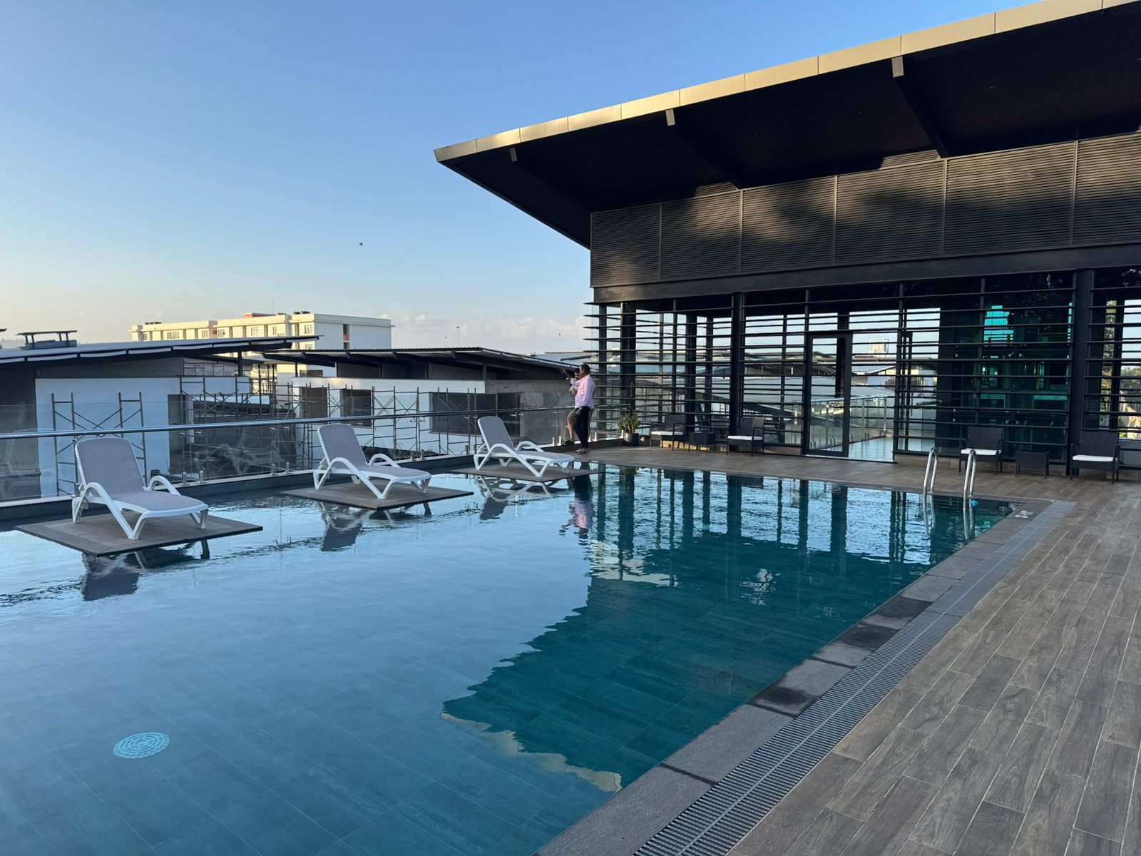 renting-Runda_-apartment_Address-Runda__Nairobi__Kenya_price-270000_Beds-4_Baths-4-18-1