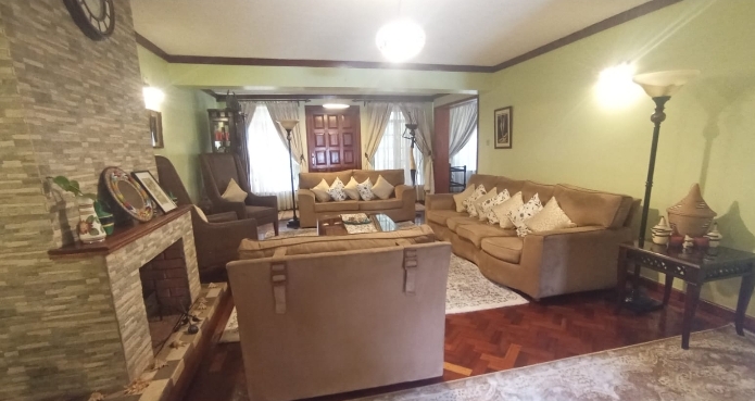 renting--Townhouse_Address-Kitisuru__Nairobi__Kenya_price-430000_Beds-5_Baths-5-37-1