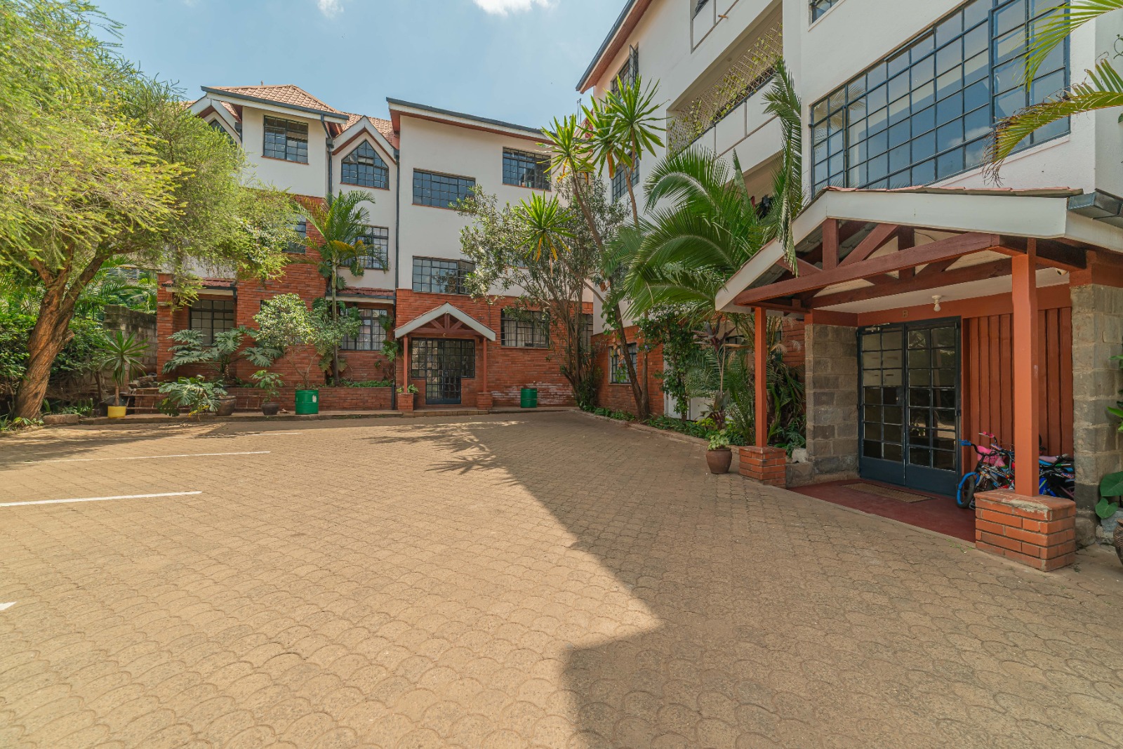 renting-Levante-apartment_Address-Parklands_Rd__Nairobi__Kenya_price-150000_Beds-2_Baths-2-43