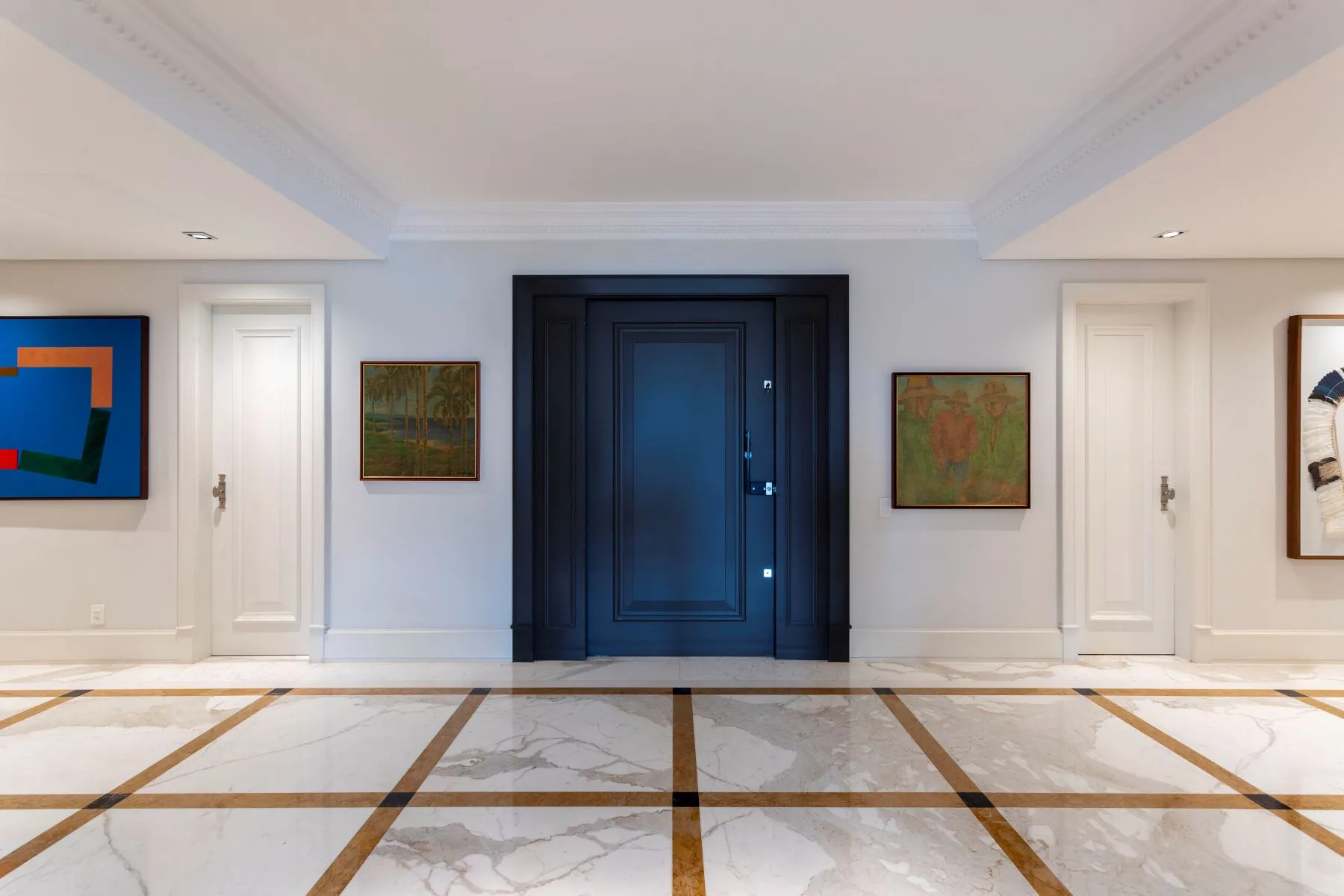 Golden Gate Penthouse: Panoramic Luxury in Jardim Europa